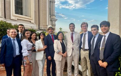 La presentazione di ALS MCL Roma guidata da Rina Silva, a Piazza Navona, insieme al presidente nazionale Paolo Ragusa