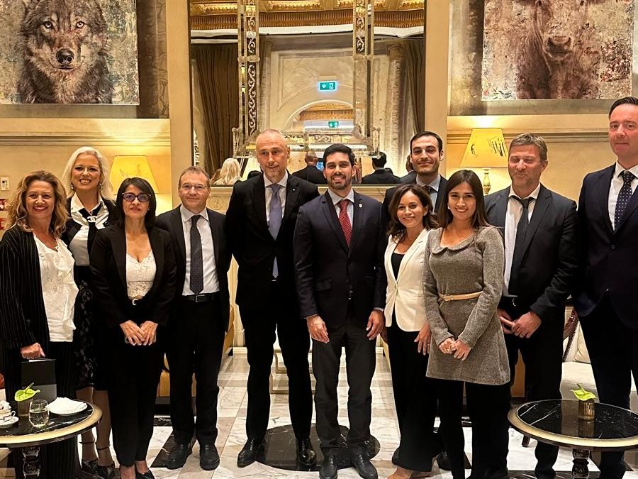 Roma, Hotel Eden: ALS MCL incontra l’Ambasciatore d’Italia in Ecuador Giovanni Davoli