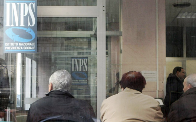 L’Italia non dovrà versare assegni sociali ai cittadini stranieri, anche se regolari